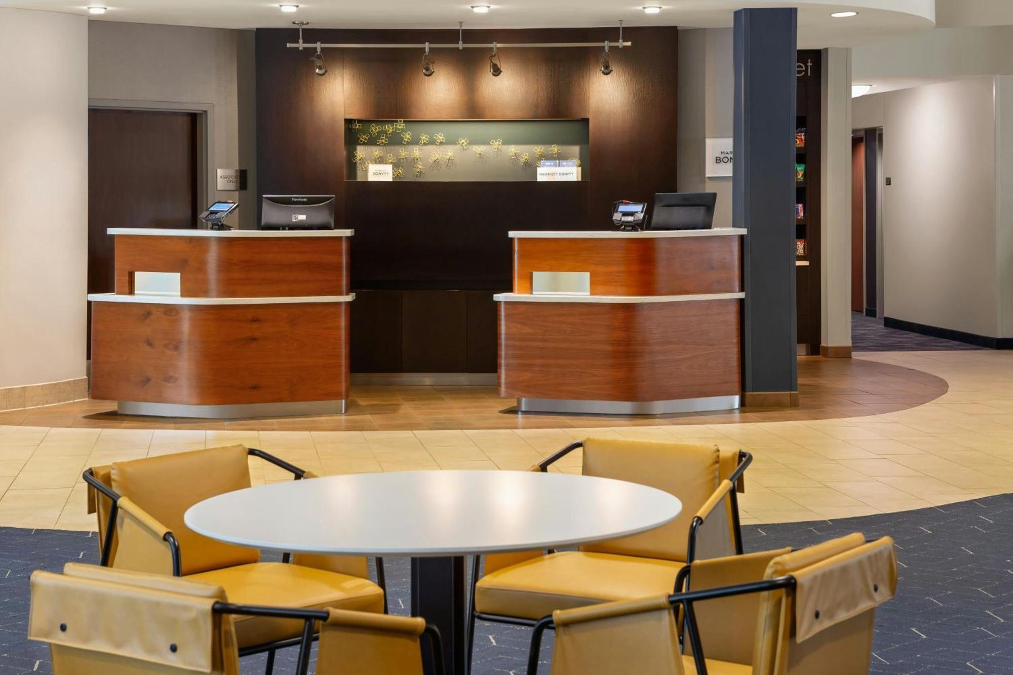 Courtyard By Marriott Madison West / Middleton Hotel Kültér fotó