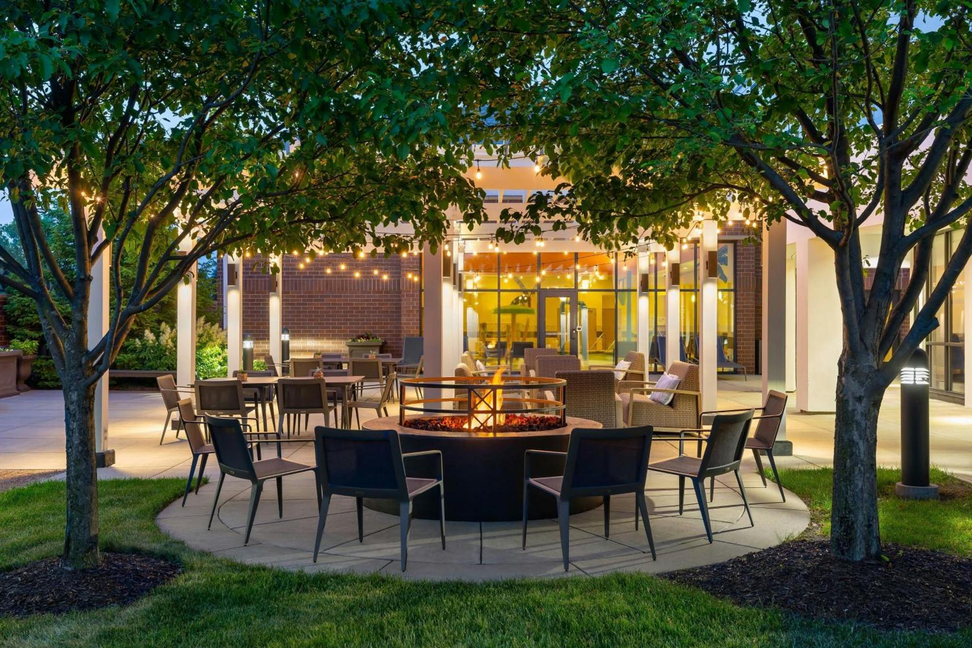 Courtyard By Marriott Madison West / Middleton Hotel Kültér fotó