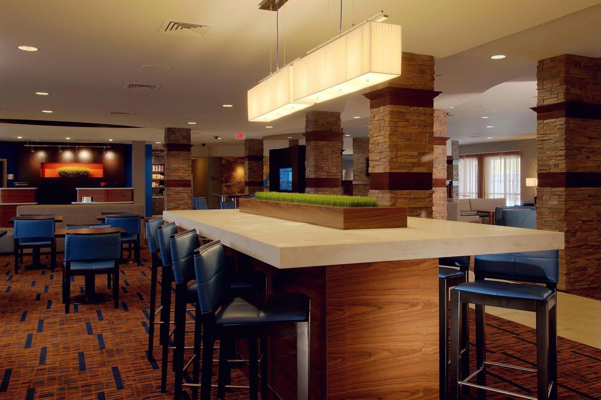 Courtyard By Marriott Madison West / Middleton Hotel Kültér fotó
